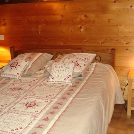 Le Petit Paddock Villa แซ็งต์-แฌร์เวส์-เลส์-แบ็งส์ ห้อง รูปภาพ